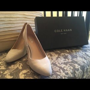 Mint green Cole Haan round toe pumps